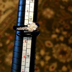 Black and rhinestone adjustable ring